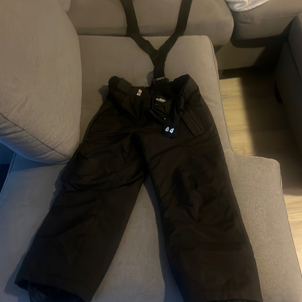 Boys black snow pants size 8